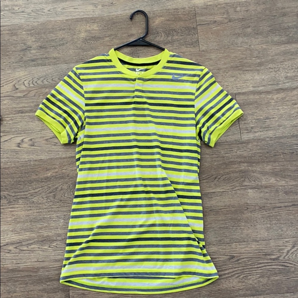 Nike tennis two button henley